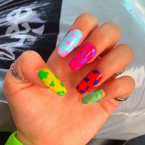 Custom and hand painted press on acrylic nails!! Please message me on Facebook!